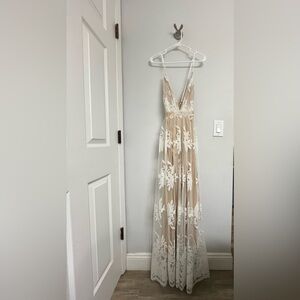 Elegant Floral Maxi Dress